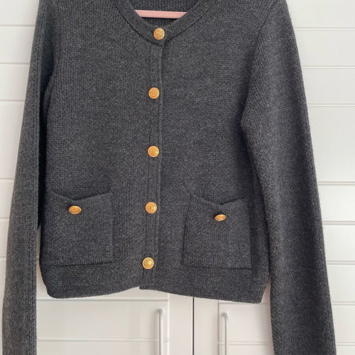 Wool cardigan Zara like new, gray with buttons and pockets