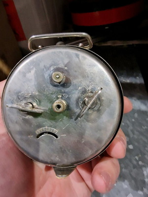 Peter wind-up table clock used, analog