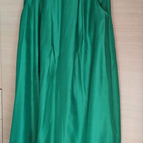 Lynne Emerald Green Satin High-Waisted Skirt new size M/38/10