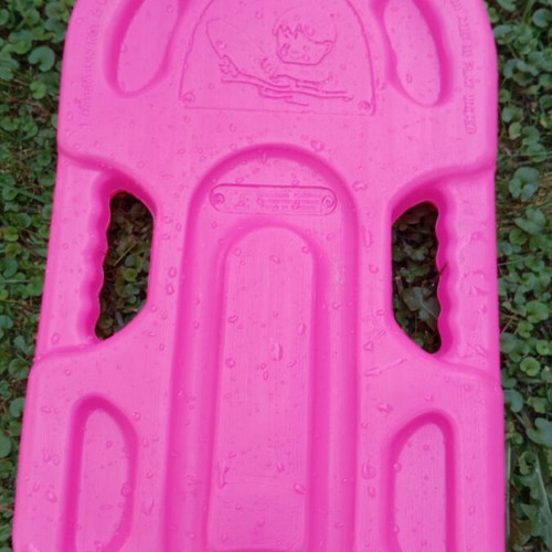 Kids beach play set with tools, board and folding chairs