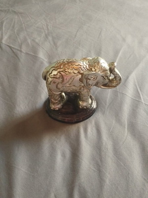 Vintage decorative elephant like new