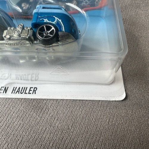 Hot Wheels Custom Volkswagen Hauler VW Truck new