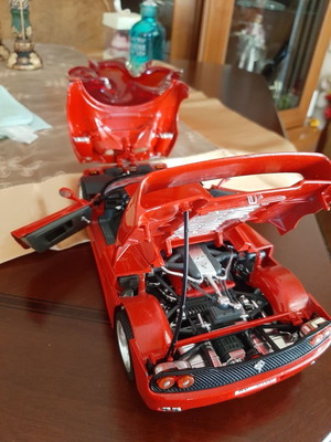 Ferrari used 1/18 scale model