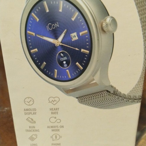 Forever Icon AMOLED display smartwatch with two detachable straps
