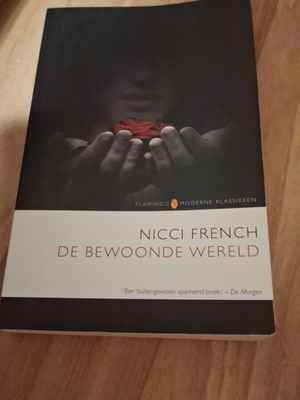 De Bewoonde Wereld book used, Dutch language