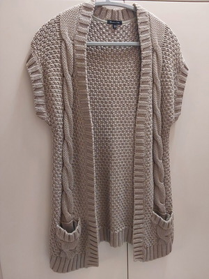 Knitted vest Massimo Dutti beige, like new