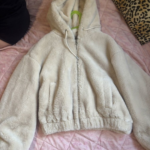 Bershka fur jacket xsmall beige like new