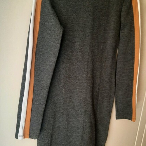 Midi dress Zara like new, elastic slim fit gray