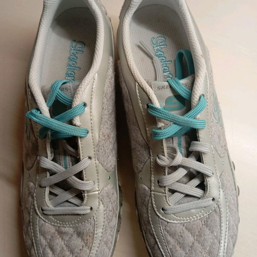 Skechers athletic shoes new, gray with turquoise laces