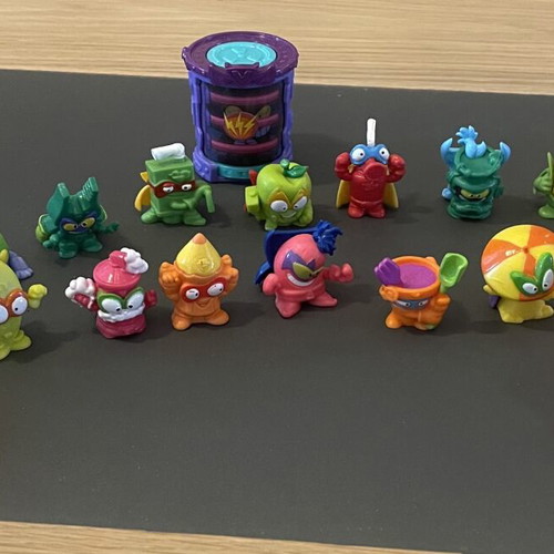 Super Zings collection like new