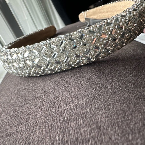 Hair accessory new, silver with tag