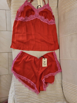 Baby doll σετακι δύο τεμαχίων Love Stories σατέν κόκκινο και ροζ δαντέλα medium αφόρετο