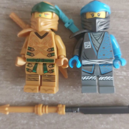 Lego Ninjago Golden Ninja Lloyd and Nya figures like new