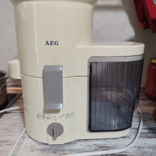 Αποχυμωτής AEG ESF 103 vintage μεταχειρισμένος, λευκός