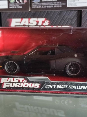 Fast & Furious Die-Cast Jada 1:32 scale model car like new