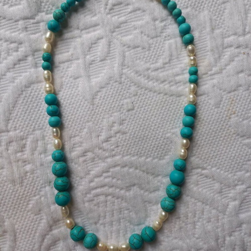 Necklace with freshwater pearls and turquoise 45cm like new