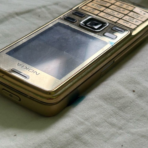 Nokia 6300 gold like new