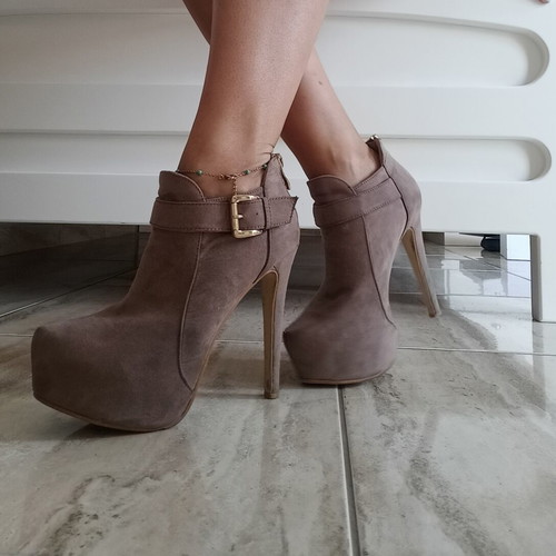 Women's high-heeled ankle boots with double sole and thin heel size 36 used, beige