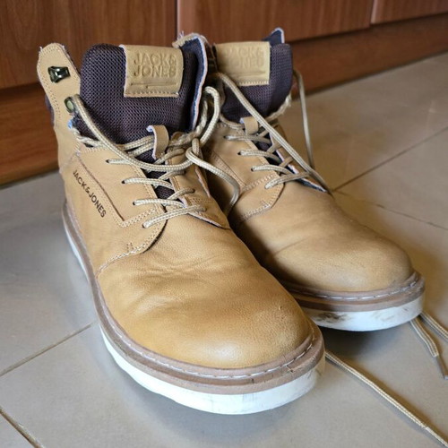 Jack & Jones winter shoes used, men's size 41, beige white