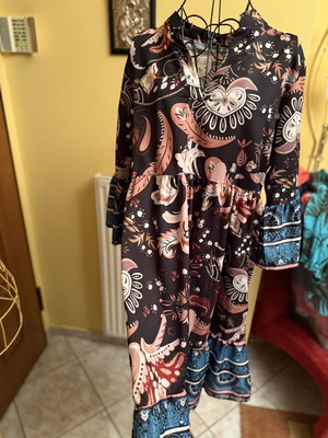 Women's Dress with Boho Paisley Pattern like new