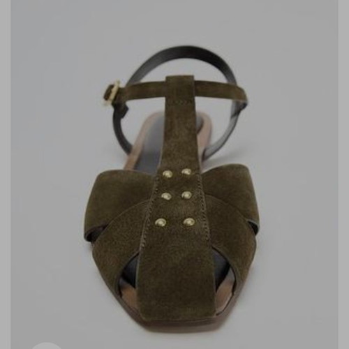 Zara flat sandals like new, suede oil