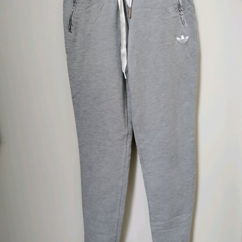 Adidas παντελόνι φόρμας καινούργιο, γκρι, μέγεθος XS