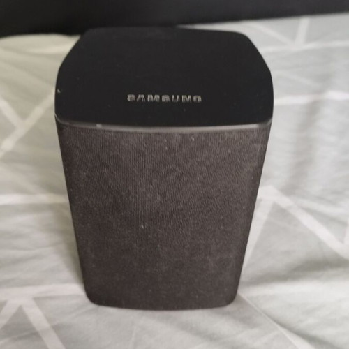Samsung HT-Z210 Home Cinema System 5.1 Channels with Subwoofer