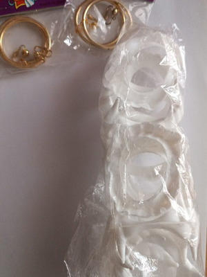 Plastic teeth new and pirate earrings for carnival