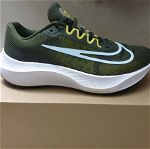 NIKE ZOOM FLY-5  Size 45