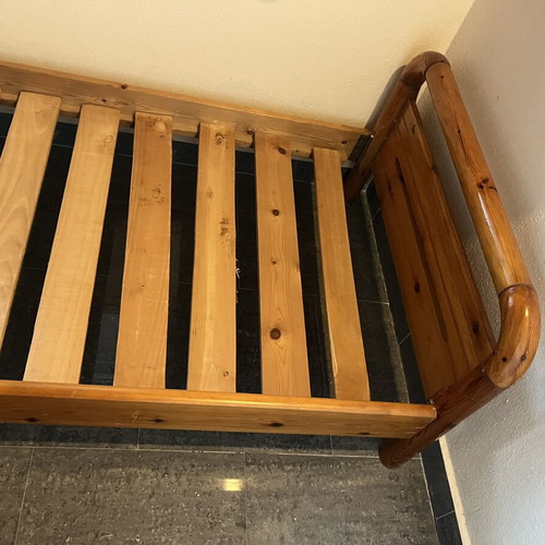 Single bed frame in Swedish wood 1x2 meters