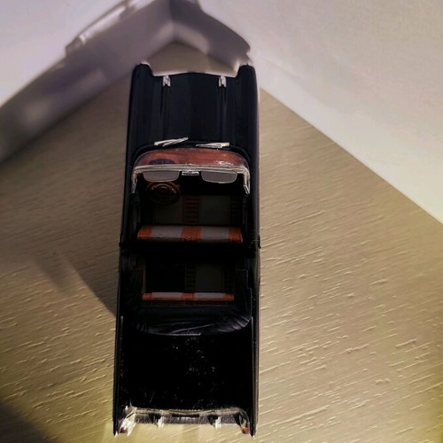 Chevrolet Ber Air 1/43 used James Bond model Universal hobbies