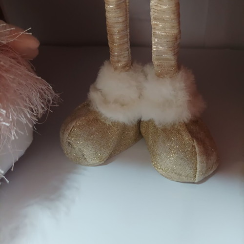 Christmas angel figures like new, set of two with pink fluffy bodies