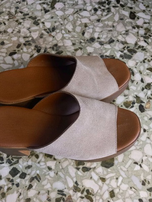 Shoes like new beige suede slippers size 37 with leather sole