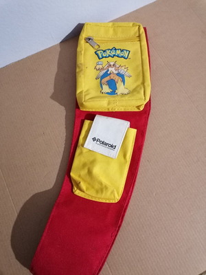 Vintage Pokémon συλλεκτικό τσαντάκι σε συνεργασία με την Polaroid, μεταχειρισμένο
