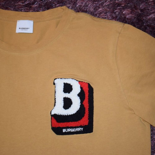 Burberry men's t-shirt size L/XXL used, gold