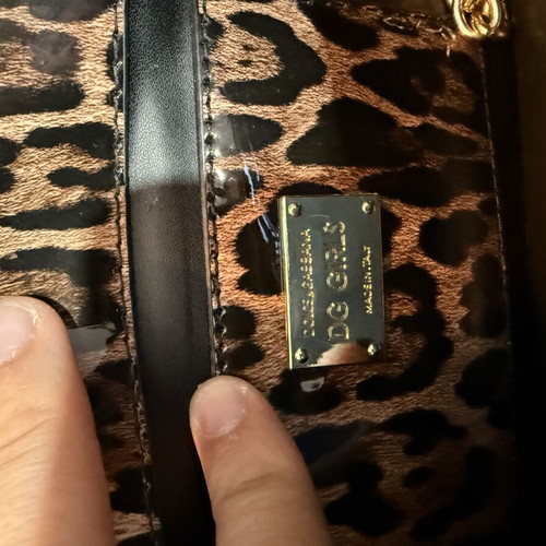 Dolce & Gabbana leopard print bag like new, brown shiny fabric