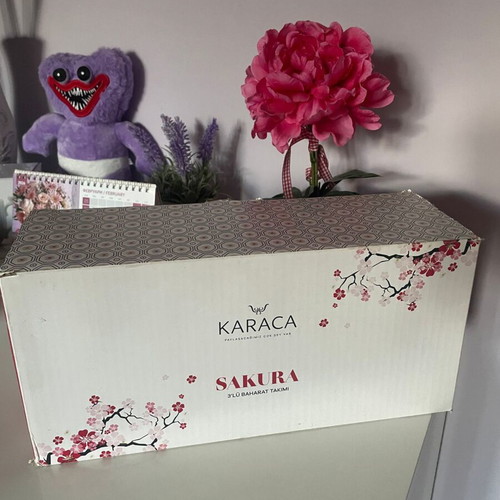 Turkish 3-piece set new with Japanese motifs Karaca