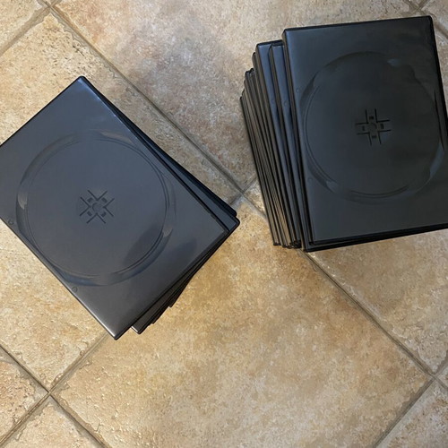 DVD cases 4-disc, pack of 25, like new, black