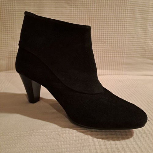 Boheme Italian leather women's heels new, black, size 40