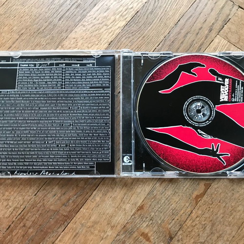 Velvet Revolver Contraband CD like new, rock