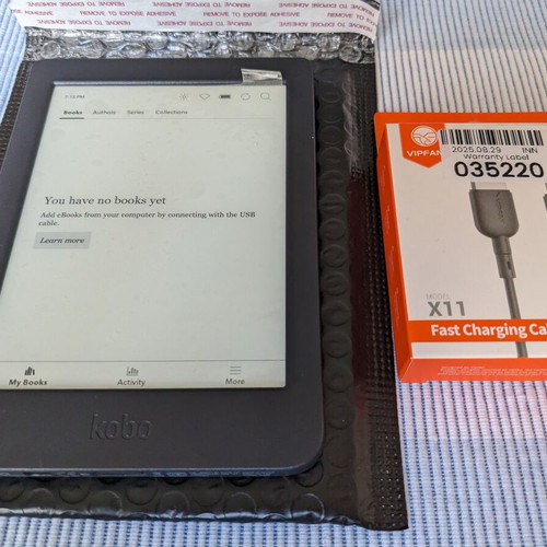 Kobo Nia e-reader like new