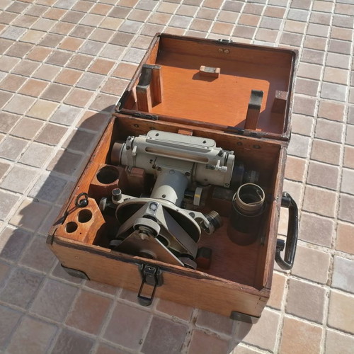 Carl Zeiss Iena Levelling Instrument used with wooden case and tripod