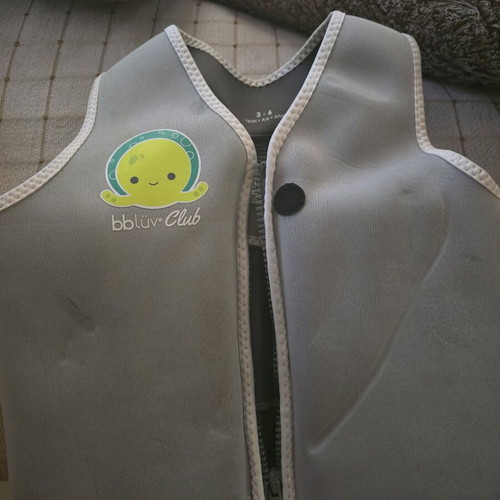 Bbluv Swimming Vest for 3-6 Years Like New
