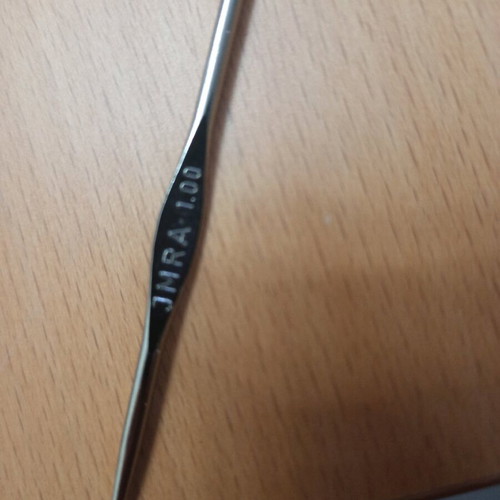 Vintage knitting crochet hooks like new, pack of 9 pieces