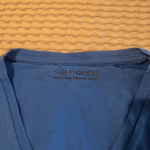 Guess T-shirt small size, blue