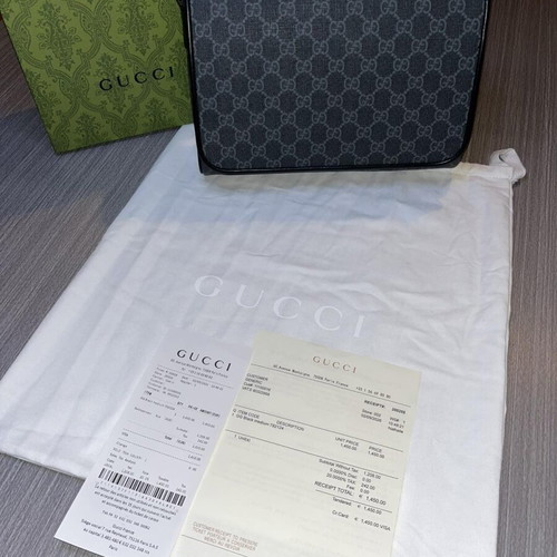 Gucci GG Messenger Bag medium σε μαύρο, σαν καινούργιο