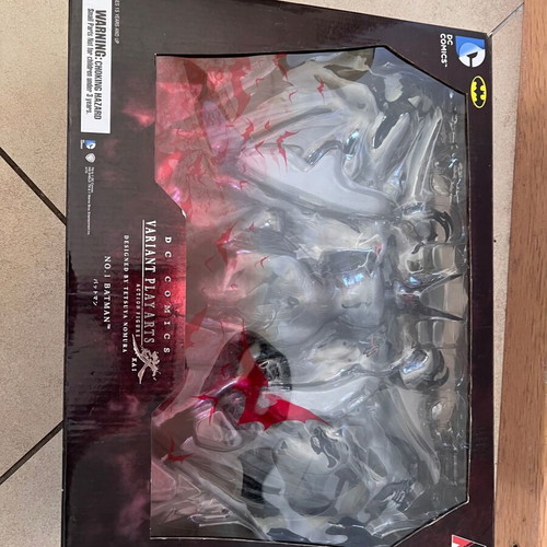 DC Comics Variant Playarts Action Figure Batman restored