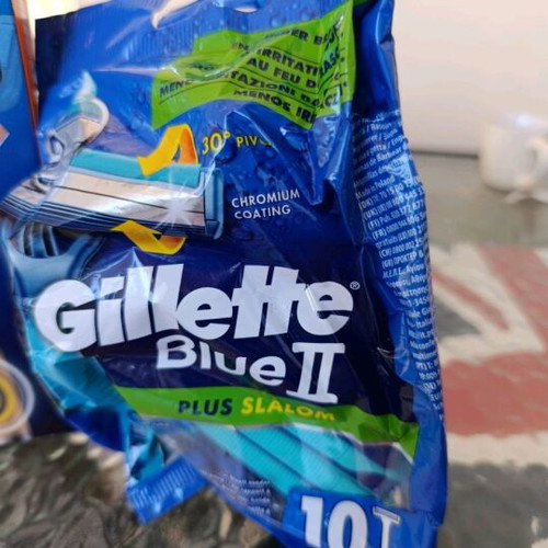 Gillette Pro Glide razors and replacement blades new unused
