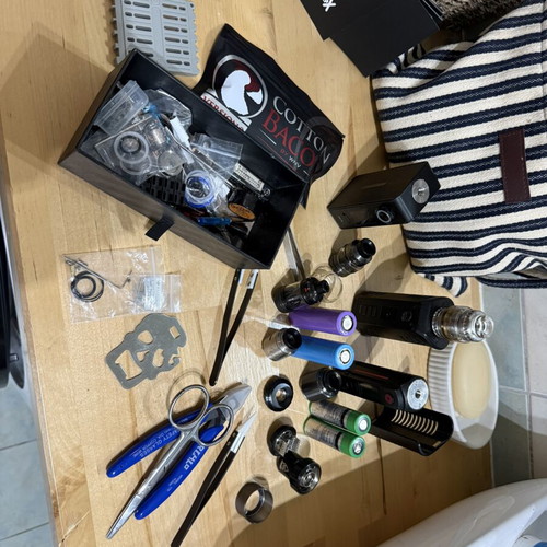 Electronic cigarette various used