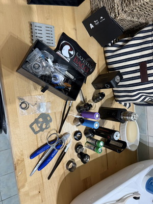 Electronic cigarette various used